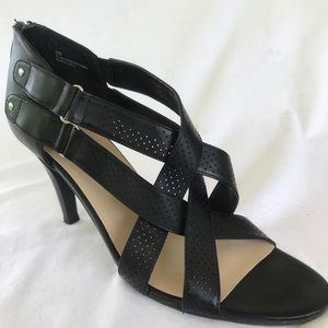 Dress Barn BLK woven Strap Heel SZ 8M Back Zip EUC